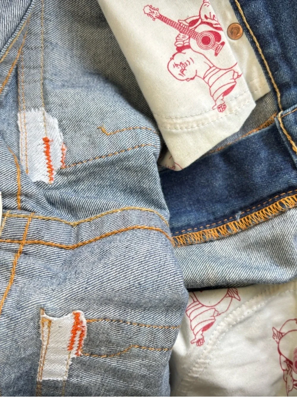 True Religion Men’s Light Blue Straight Jeans